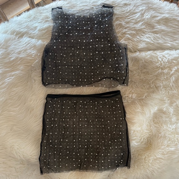 Sheer Black and Nude Mesh set with Pearl Accents - Picture 3 of 5